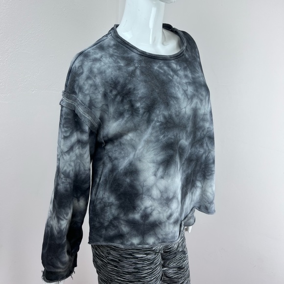 Pol Cropped Tie Dyed Sweater Size Large - Picture 2 of 8